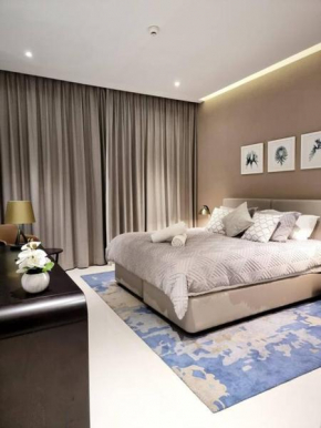 Stunning 2BR Prive Apartment